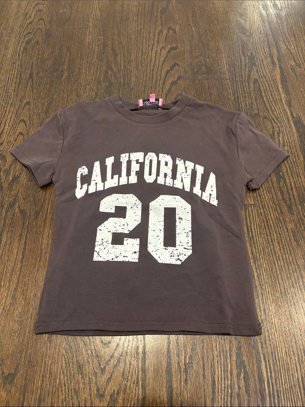 Edikted Women’s Dark Grey Graphic California 20 Short Sleeve Tee Size X Small